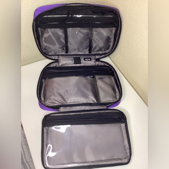 Bag for makeup or pencils - Picture 4 of 5